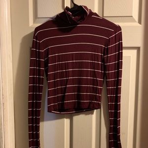 Maroon long sleeve cropped shirt